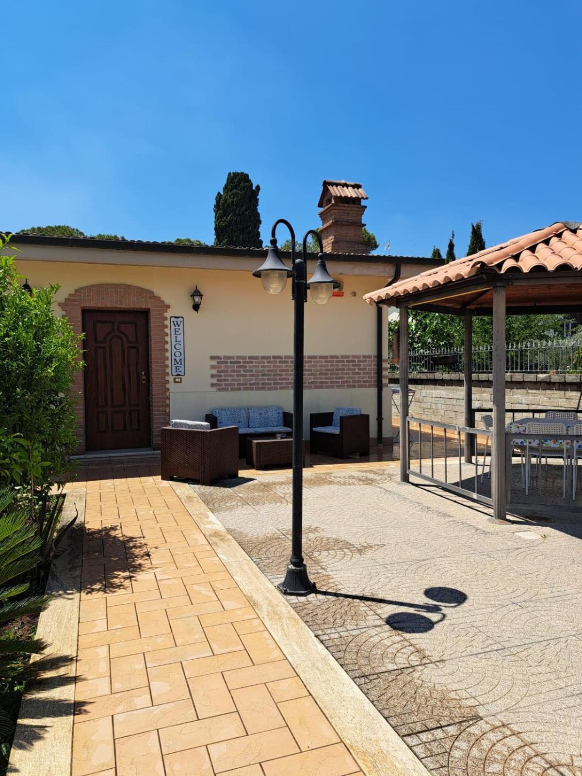 Apartment Roma Tor Vergata Con Giardino Экстерьер фото